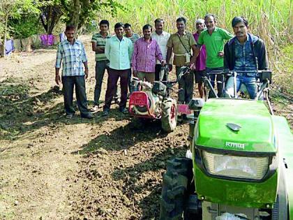 Production of Protected Sprayer for Safer Spraying | सुरक्षित फवारणीसाठी अंगरक्षक कोटाची निर्मिती