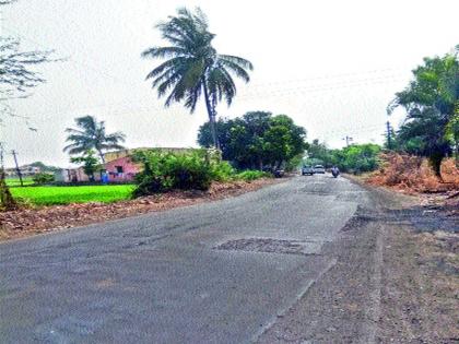  Waiting for Width Nagar-Wadner road | विहितगाव-वडनेर रस्ता रूंदीकरणाच्या प्रतीक्षेत