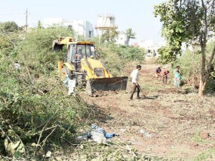  Clean the garbage on vacant plots | रिकाम्या प्लॉट्सवरील कचरा साफ