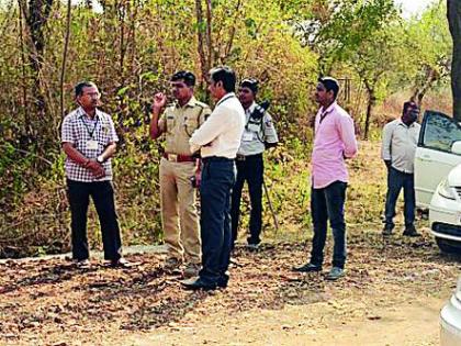 Searching for leopard communications in the university | विद्यापीठात बिबट्याच्या संचार मार्गाचे सर्चिंग