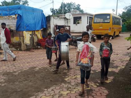 Excited arrival of Ganarayya in the northern part of Sinnar taluka | सिन्नर तालुक्याच्या उत्तर भागात गणरायाचे उत्साहात आगमन