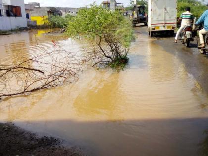 Navapur and Nandurbar have recorded the highest rainfall this year | नवापूर व नंदुरबारात यंदा प्रथमच अतिवृष्टीची नोंद
