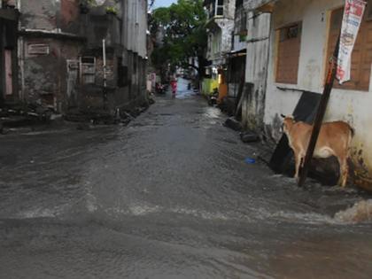 Heavy rains disrupt life | मुसळधार पावसामुळे जनजीवन विस्कळीत Heavy rains disrupt life | मुसळधार पावसामुळे जनजीवन विस्कळीत