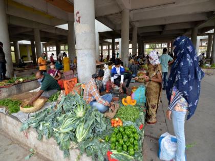 Wednesday's market was full in Ganeshwadi's market | बुधवारचा बाजार भरला गणेशवाडीच्या मंडईत