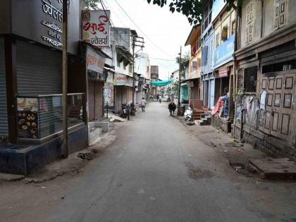 Strict lockdown begins in Sinnar city | सिन्नर शहरात कडकडीत लॉकडाऊन सुुरू