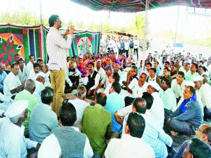  The movement of the Vasaka workers continued on the next day | वसाका कामगारांचे आंदोलन दुसऱ्या दिवशीही सुरूच