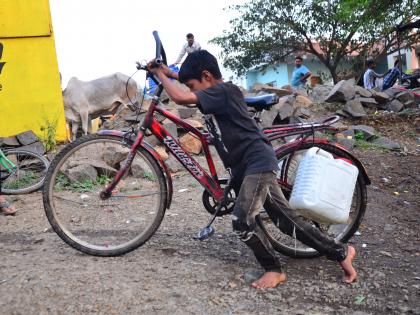 Water crisis to three thousand villages in Varhad since January | वऱ्हाडात जानेवारीपासूनच तीन हजारावर गावांवर जलसंकट