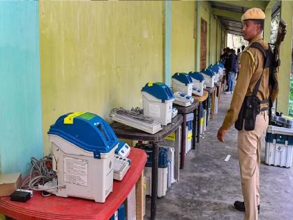 13208 voting machines in Thane district under tight security in the strong room! | ठाणे जिल्ह्यातील १३२०८ मतदान यंत्र कडक सुरक्षा व्यवस्थेत स्ट्राॅंगरूममध्ये!