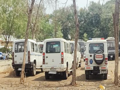 government vehicle was hidden, the RFos misslead Election Commission | शासकीय वाहन लपविले, निवडणूक आयोगाच्या हातावर आरएफओंनी दिल्या तुरी