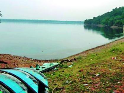 14 projects, 18 water reservoirs in the lake | १४ प्रकल्प,१८ तलावात पाण्याचा ठणठणाट