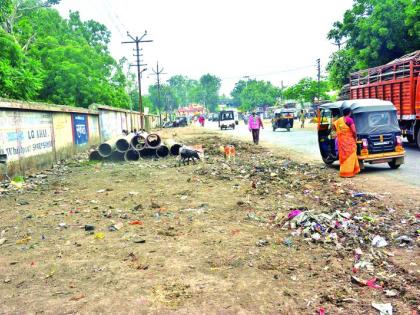 The uncleanness on the Kawad route; A blindfold on the eyes of a councilor | कावड मार्गावर अस्वच्छतेचा कळस; नगरसेवकांच्या डोळ्यांवर पट्टी