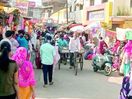 The festival of Diwali has arrived, this year there is no joy | आला दिवाळीचा सण माेठा, यावर्षी आनंदाला नाही ताेटा