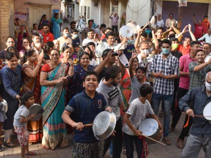  The shells, bells, plates, and sackcloths swell | शंख, घंटा, थाळी आणि टाळीनादाने दुमदुमले नदुरबार