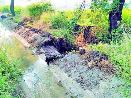 The water released from the bordharan rises to the life of the farmers | बोरधरणातून सोडलेले पाणी उठले शेतकऱ्यांच्या जीवावर