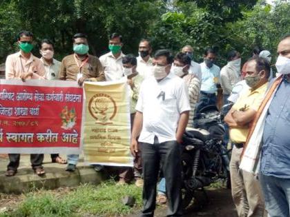 Privatization drive for ‘self-reliance’ | ‘आत्मनिर्भर’ साठी खासगीकरणाचा घाट