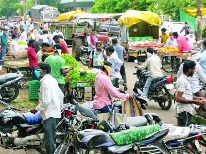 Death rush to live in the city | शहरात जगण्यासाठी मरणाची गर्दी