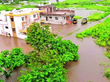 Watery in the first rain | पहिल्याच पावसात जलमय