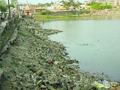 Due to financial constraints, the conservation of ponds in the sub-capital is difficult | आर्थिक तुटीमुळे उपराजधानीतील तलाव संवर्धन अडचणीत