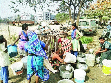 Distribution of water to Aurangabad city | औरंगाबाद शहरभर पाण्यासाठी वणवण