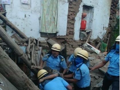 One killed, four injured in house collapse in Nagpur | नागपुरात घर कोसळून एक ठार, चार जखमी