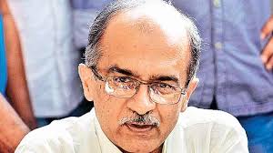 To constitute a Special Investigation Team in the death of Justice Loya; Prashant Bhushan | न्यायमूर्ती लोया यांच्या मृत्यूबाबत विशेष तपास पथक गठित करावे; प्रशांत भूषण