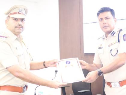 The Commissioner of Police appreciated the police officers for solving the 7 crimes in an excellent manner in mira road | ७ गुन्ह्यांची उत्कृष्ट उकल केल्याबद्दल पोलीस आयुक्तांनी पोलीस अधिकाऱ्यांचे केले कौतुक