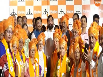 22 former corporators from Kolhapur join Shinde Sena | कोल्हापुरातील २२ माजी नगरसेवक शिंदेसेनेत, उपमुख्यमंत्री शिंदे म्हणाले.. 22 former corporators from Kolhapur join Shinde Sena | कोल्हापुरातील २२ माजी नगरसेवक शिंदेसेनेत, उपमुख्यमंत्री शिंदे म्हणाले..