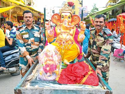 30 crore turnover of Ganesh Festival | ३० कोटींच्या उलाढालीचा गणेशोत्सव