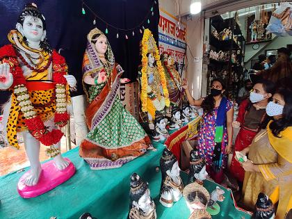 Gaurai came to Mahera ... Installation of Gauri in every house | Ganpati Festival -गौराई आली माहेराला... घरोघरी गौरीची प्रतिष्ठापना