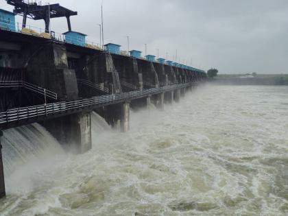 Totladoh, Khekaranala, Vadgaon dam gates opened | तोतलाडोह, खेकरानाला, वडगाव धरणाचे दरवाजे उघडले