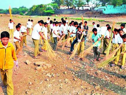 Cleanliness of cleanliness from the public | लोकजागरातून झाली शहानूर स्वच्छतेची क्रांती