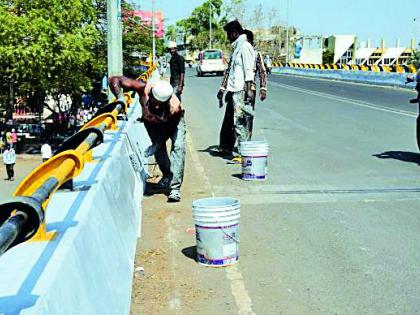 26 Jan 'Deadline' for beautification of flyover | उड्डाणपुलाच्या सौंदर्यीकरणासाठी २६ जानेवारी 'डेडलाईन'