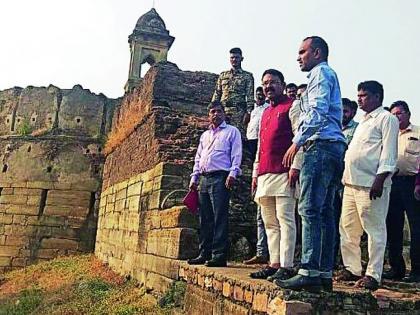 Outline for the tourist development of historic Pawnee | ऐतिहासिक पवनीच्या पर्यटन विकासासाठी आराखडा Outline for the tourist development of historic Pawnee | ऐतिहासिक पवनीच्या पर्यटन विकासासाठी आराखडा