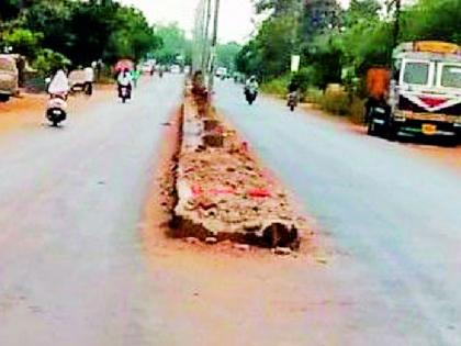 Hazardous traffic on interstate lanes | आंतरराज्यीय मार्गावरील वाहतूक धोकादायक स्थितीत Hazardous traffic on interstate lanes | आंतरराज्यीय मार्गावरील वाहतूक धोकादायक स्थितीत
