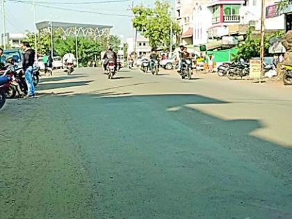 Defective measurement in road renovations | रस्त्याच्या नुतनीकरणात सदोष मोजमाप