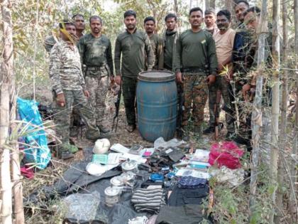 Large stockpile of explosives and other materials in Gadchiroli; Includes live cooker bombs | गडचिरोलीत स्फोटकांसह अन्य साहित्याचा मोठा साठा पोलिसांच्या हाती; जिवंत कुकर बॉम्बचा समावेश