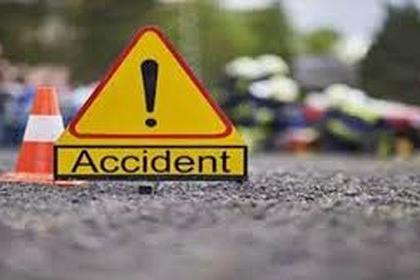 Woman killed in rickshaw accident | रिक्षा अपघातात महिला ठार