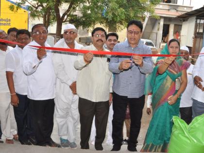 Opening of the Fertilizer Centers at Ranale here | रनाळे येथे खत विक्री केंद्राचे उदघाटन