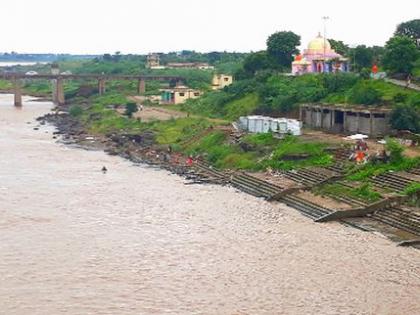 This year, Pratikashi Ghat remained golden | यंदा सुना राहिला प्रतिकाशीचा घाट This year, Pratikashi Ghat remained golden | यंदा सुना राहिला प्रतिकाशीचा घाट
