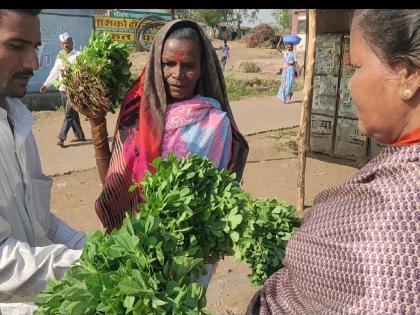  Door-to-door vegetable sales | डोअर टू डोअर भाजीपाला विक्री