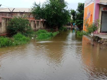 Presence of heavy rains in Nandurshingote area | नांदूरशिंगोटे परिसरात दमदार पावसाची हजेरी