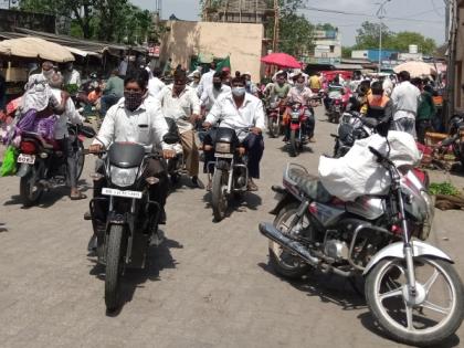 Crowds of citizens shopping in Yeola | येवल्यात नागरिकांची खरेदीसाठी गर्दी