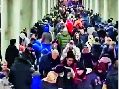 Hundreds of Indian students from Ukraine take refuge in a metro station | युक्रेनमधील शेकडो भारतीय विद्यार्थी मेट्रो स्टेशनमध्ये आश्रयाला