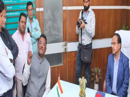 Works on cement concrete roads of Mira Bhayander to start next week says Pratap Sarnaik | मीरा भाईंदरच्या सिमेंट काँक्रीट रस्त्यांची कामे पुढील आठवड्यात सुरु होणार - प्रताप सरनाईक