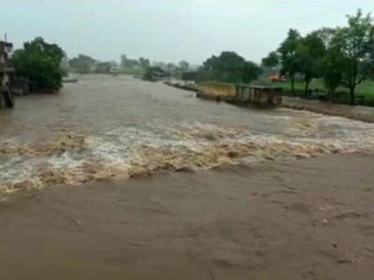 Musaldhar in Nagaon, Dhamane, Biladi area | नगाव, धमाणे, बिलाडी परिसरात मुसळधार