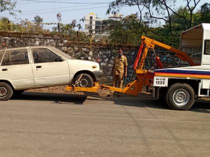 12 unattended cars seized in the city; Municipal and police action | शहरातील १२ बेवारस कार जप्त; महापालिका व पोलिसांची कारवाई