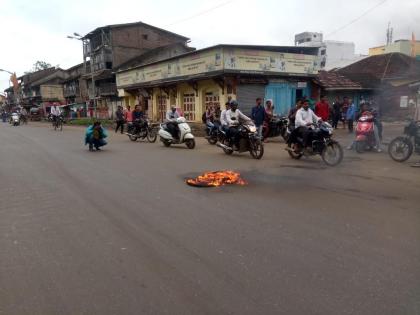 Composite response to the Maratha movement, bus closure, smooth dealing | मराठा आंदोलनाला नाशकात संमिश्र प्रतिसाद, बस बंद, व्यवहार सुरळीत