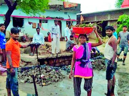 The villagers take a clean vow | गावकऱ्यांनी घेतली स्वच्छतेची प्रतिज्ञा