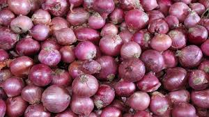 Onion prices improve in Lasalgaon market | लासलगाव बाजारात कांदा भावात सुधारणा