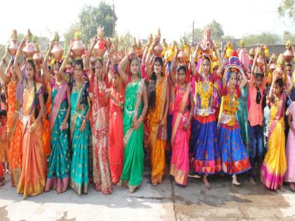 Pranaprastha Ceremony begins in theaters at Shreekshetra Nageshwar in Shirpur taluka | शिरपूर तालुक्यातील श्रीक्षेत्र नागेश्वर येथे प्राणप्रतिष्ठा सोहळ्यास थाटात सुरूवात